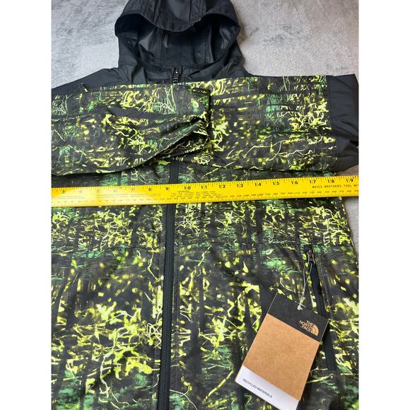 The North Face Windbreaker Jacket Boys XL 14/16 Forest Print NWT - Picture 4 of 10